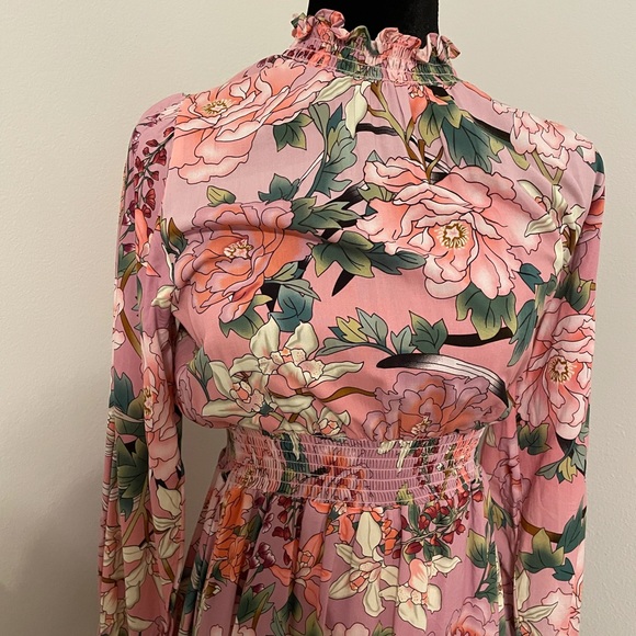 Pretty dress from local boutique. Size small - Picture 1 of 3